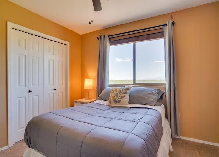 9 Mi To Park: Getaway W/ Game Holiday home *