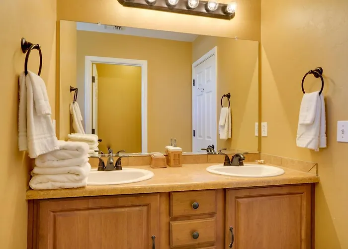Holiday home 9 Mi To Park: Getaway W/ Game Sahuarita