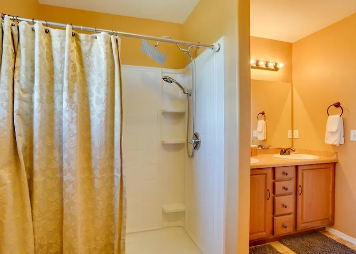 9 Mi To Park: Getaway W/ Game Holiday home
